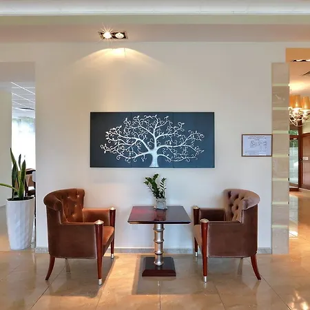 Apartahotel Golden Line