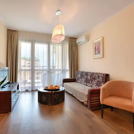 Apartahotel Golden Line