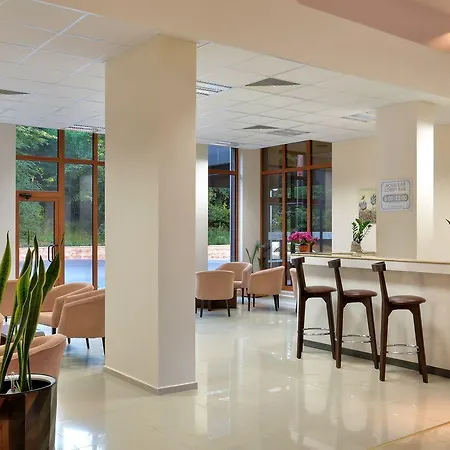 Golden Line Apartahotel 4*