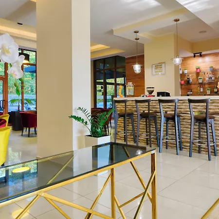 Apartahotel Golden Line