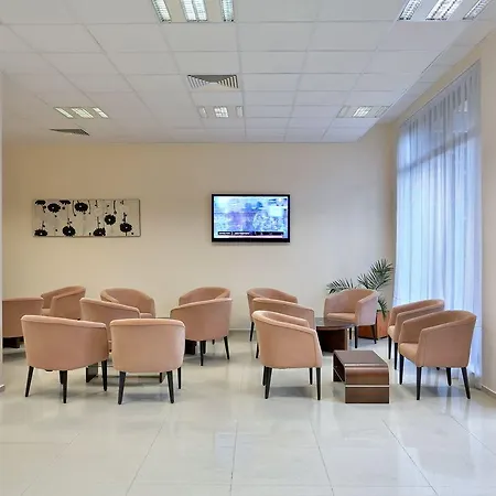 Golden Line Apartahotel 4*