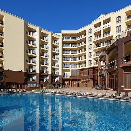 Golden Line Apartahotel 4*