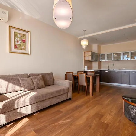 Golden Line Hotel apartamentowy 4*